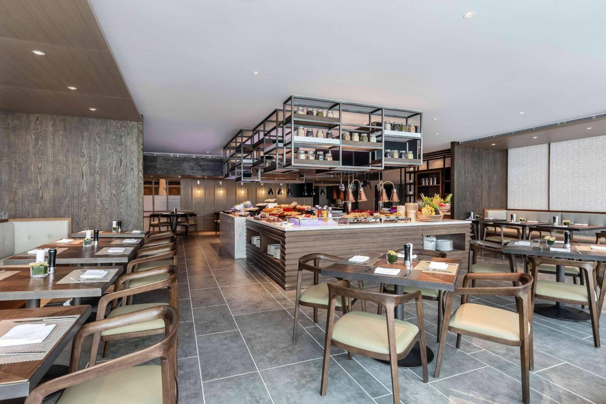 Marriott Executive Apartments 重慶 エクステリア 写真